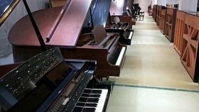 日本原装进口一线品牌YAMAHA雅马哈G2E 1984 1985年产三角钢琴,老易钢琴乐器工厂批发基地
